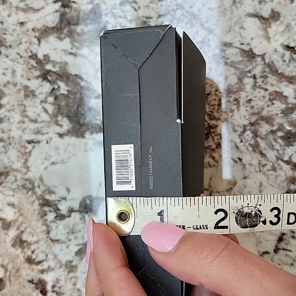 Chanel - Picture 5 of 7